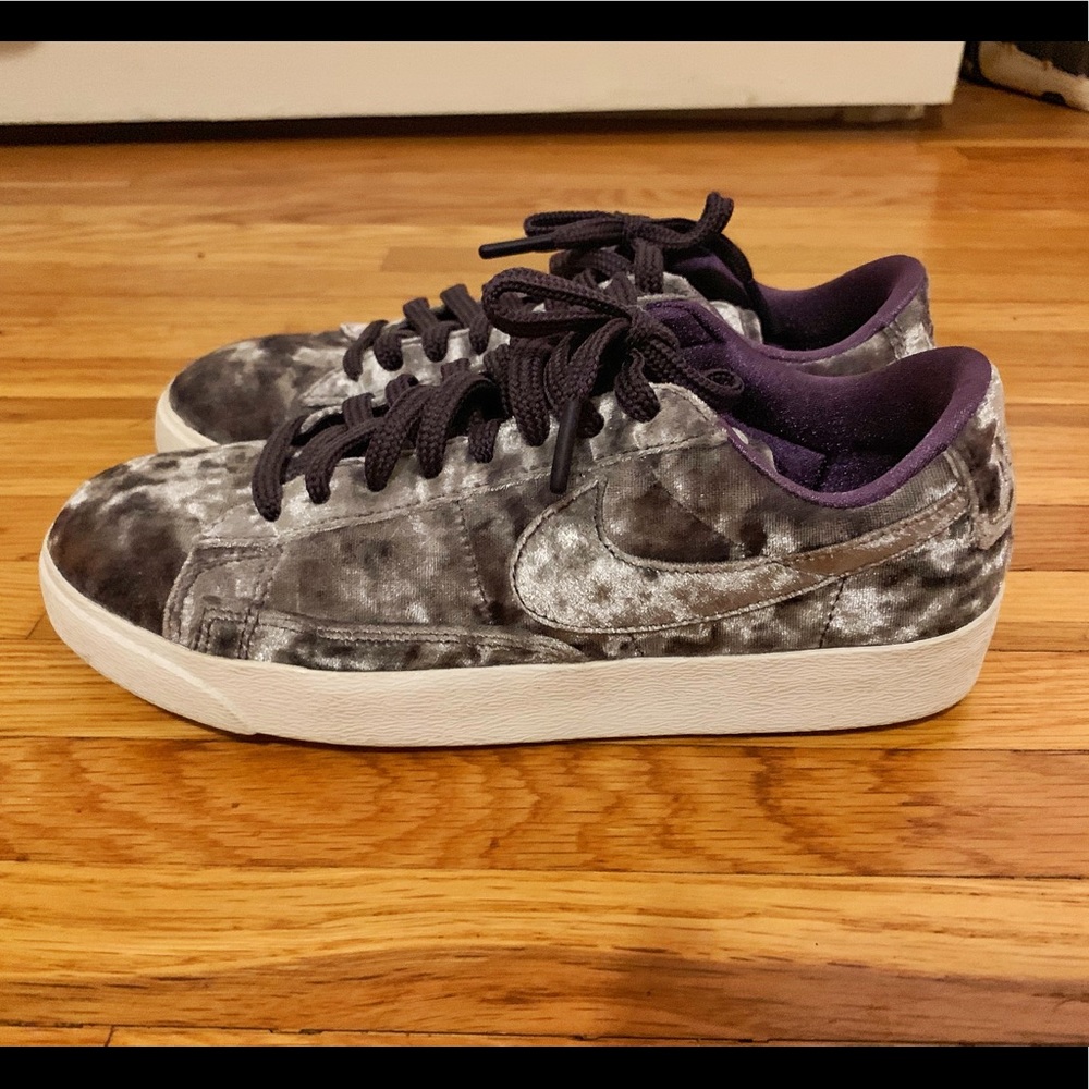 Nike Blazer Low LX Sneakers
